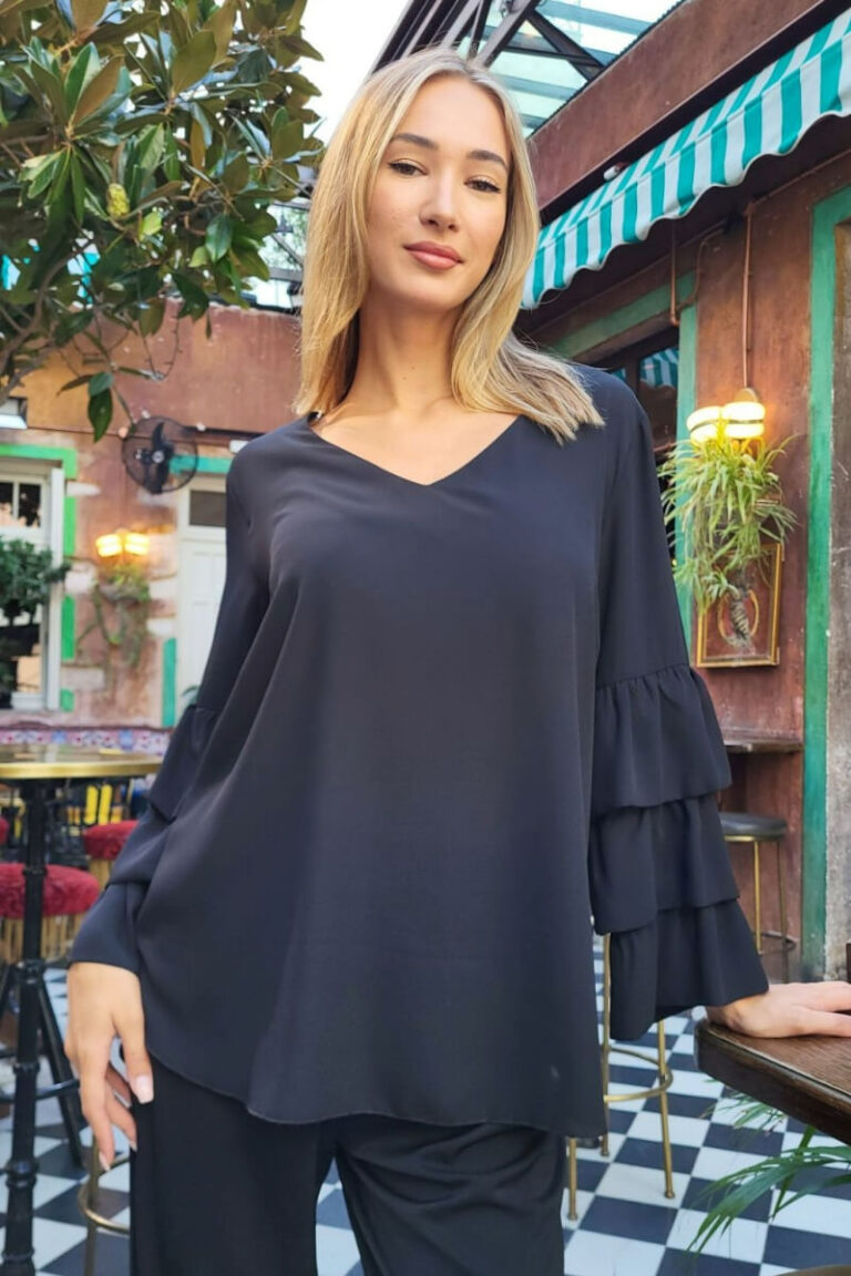 Μπλούζα Με Βολάν Μανίκια